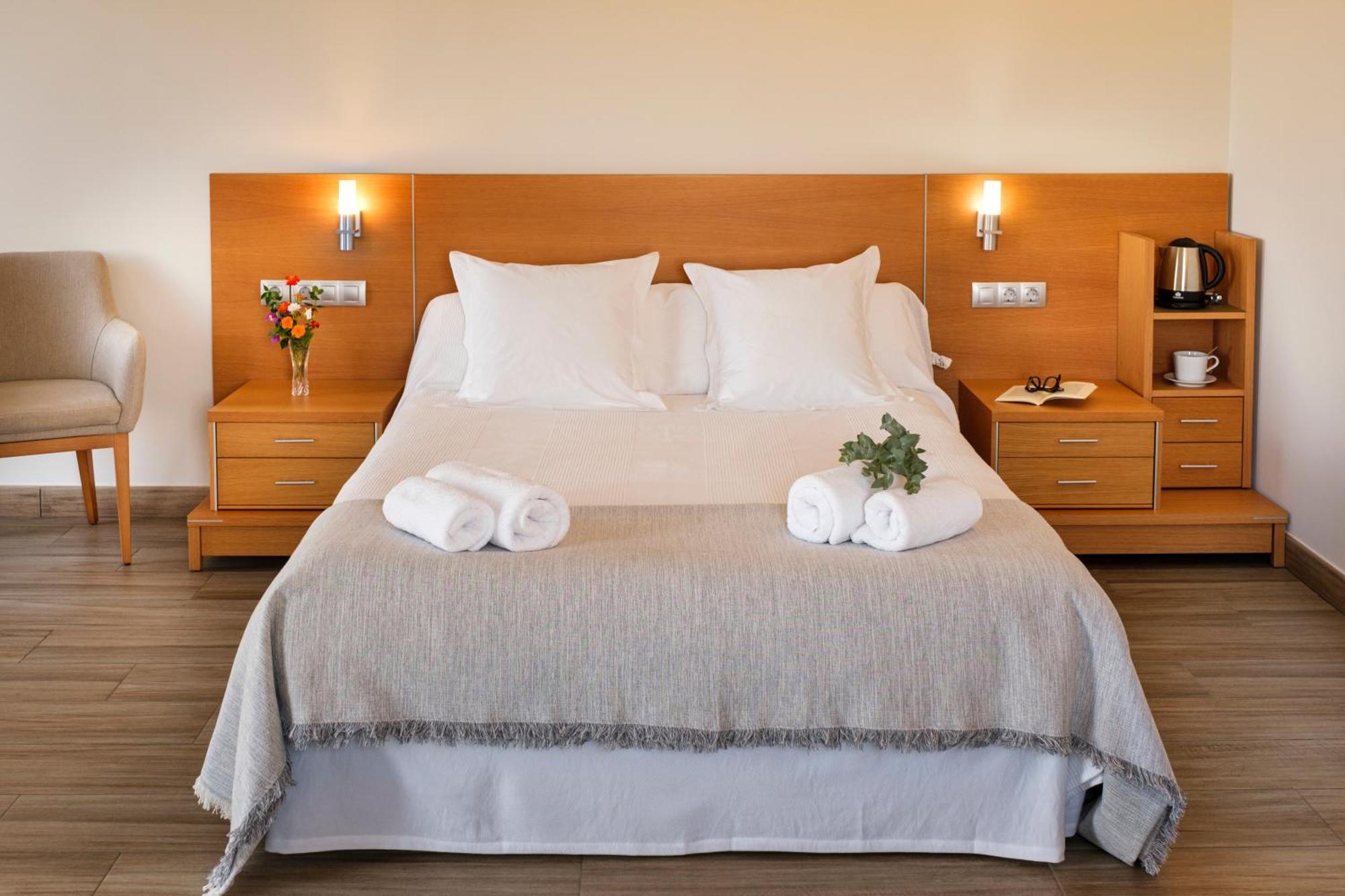 Hotel Campusphi Асебо Екстериор снимка
